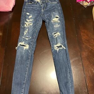 American eagle distressed skinny jeans